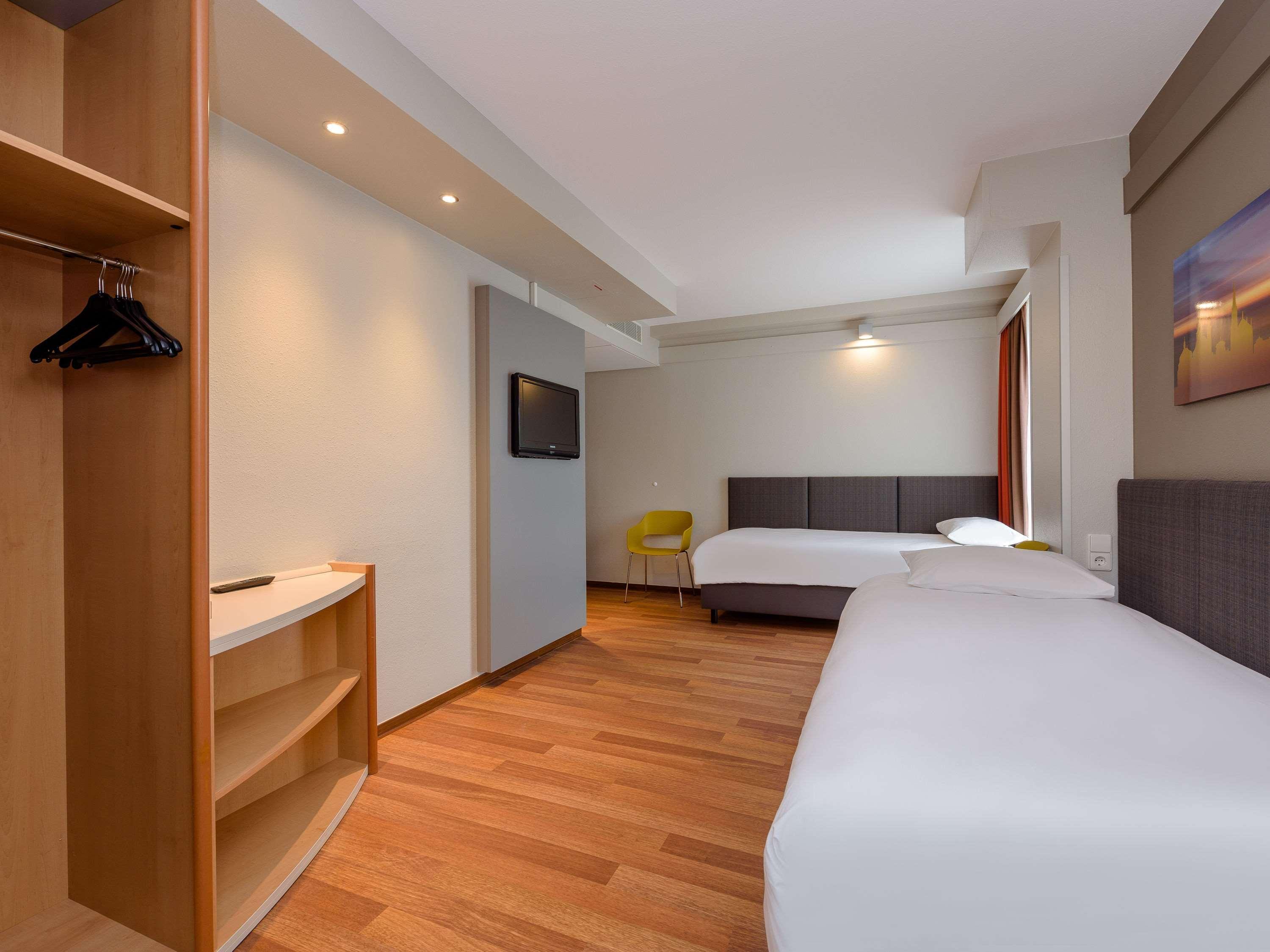 ibis Hotel Würzburg City Exterior foto