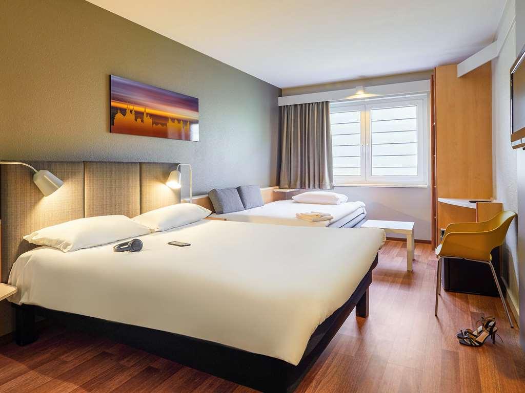 ibis Hotel Würzburg City Habitación foto
